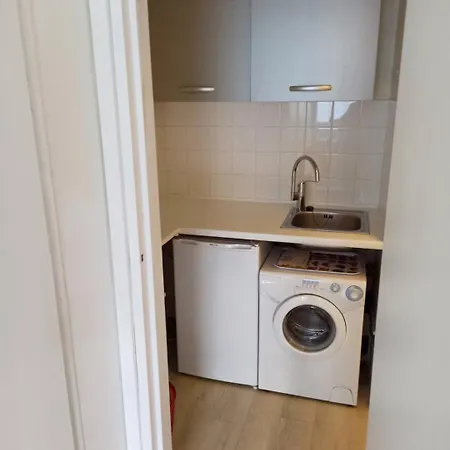15e Apartment