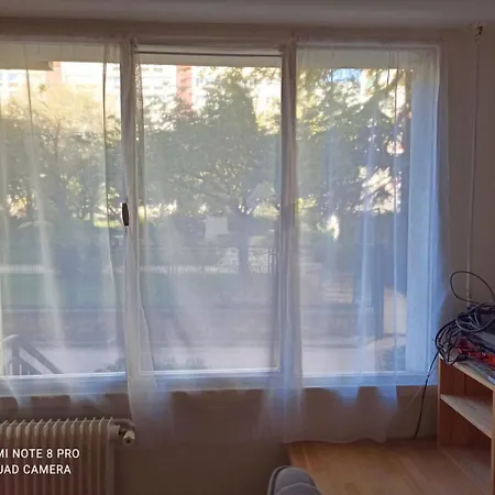 Apartment 15e *